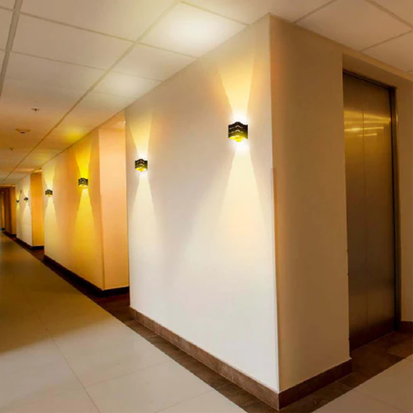 Lámpara de Pared LED 6W Luz Cálida Negro Tecnolite