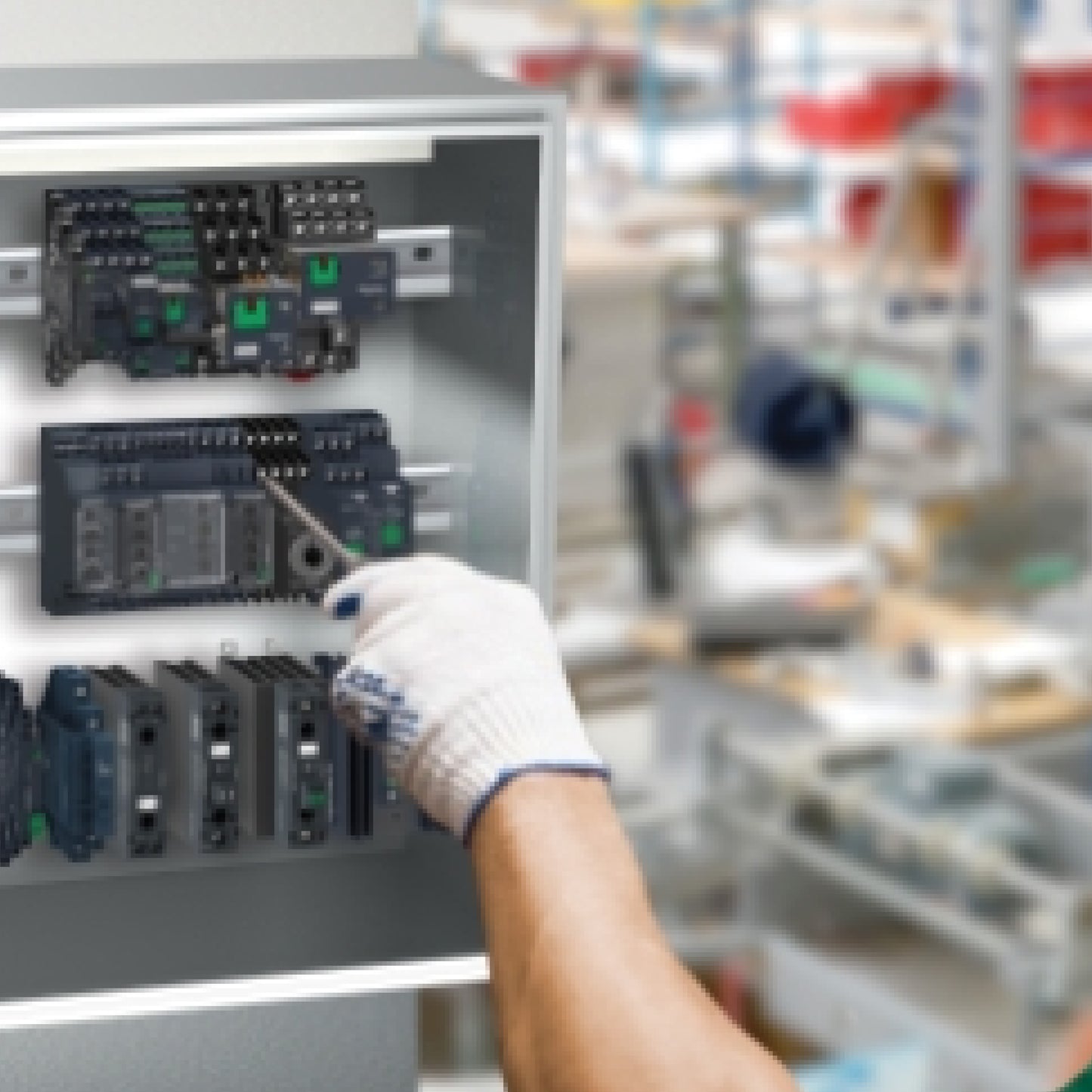 Slim Interface Plug-IN Relay-Harmony Rsl-1 C/o Standard-24 V DC-6 A Schneider Electric RSL1AB4BD