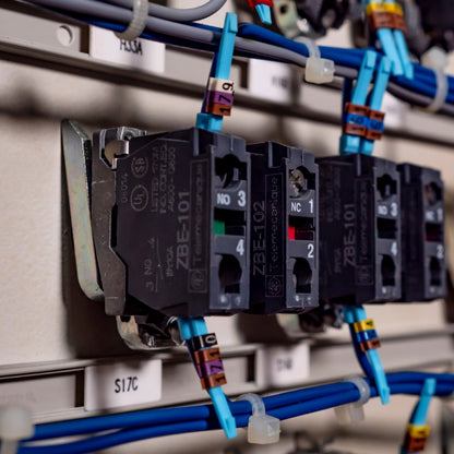 Elemento de Contacto para Botón de Control-Zbe Ø 22-1 Na + 1 NC Schneider Electric ZBE205